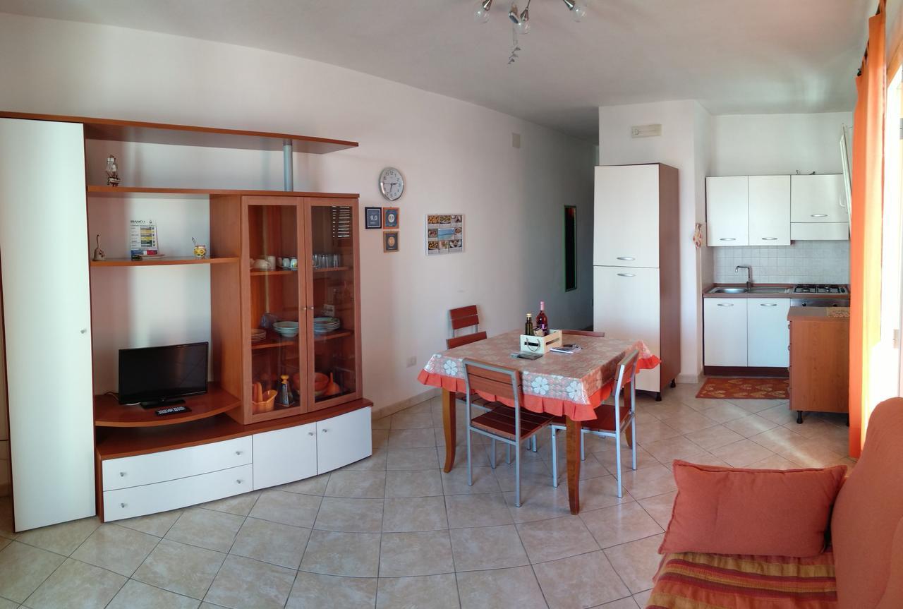 Dimora Liccisa Apartment Torre Lapillo Bagian luar foto