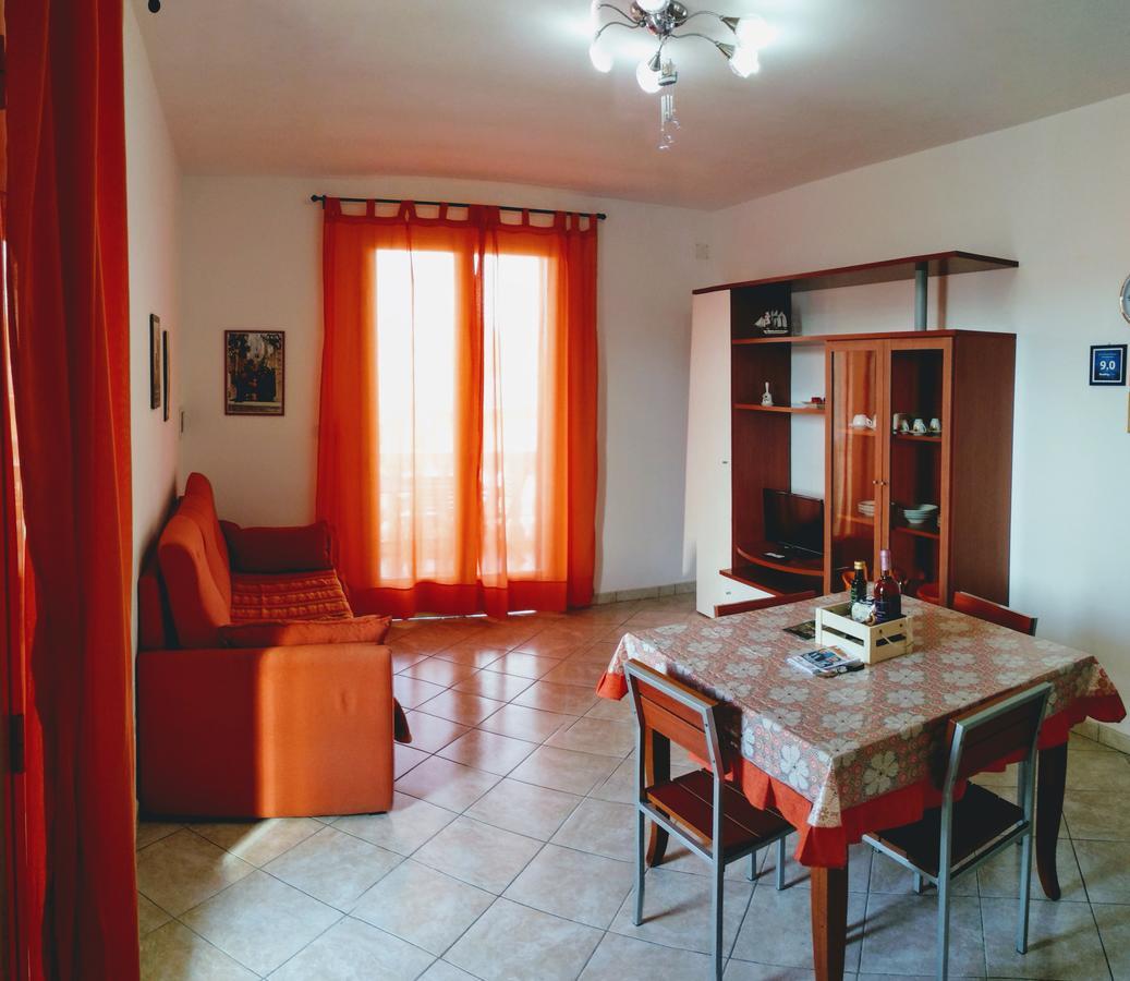 Dimora Liccisa Apartment Torre Lapillo Bagian luar foto