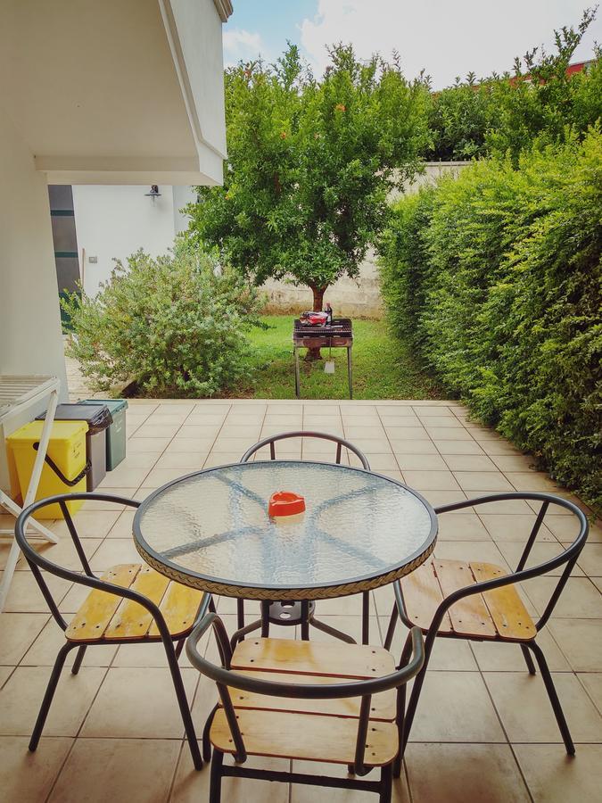 Dimora Liccisa Apartment Torre Lapillo Bagian luar foto